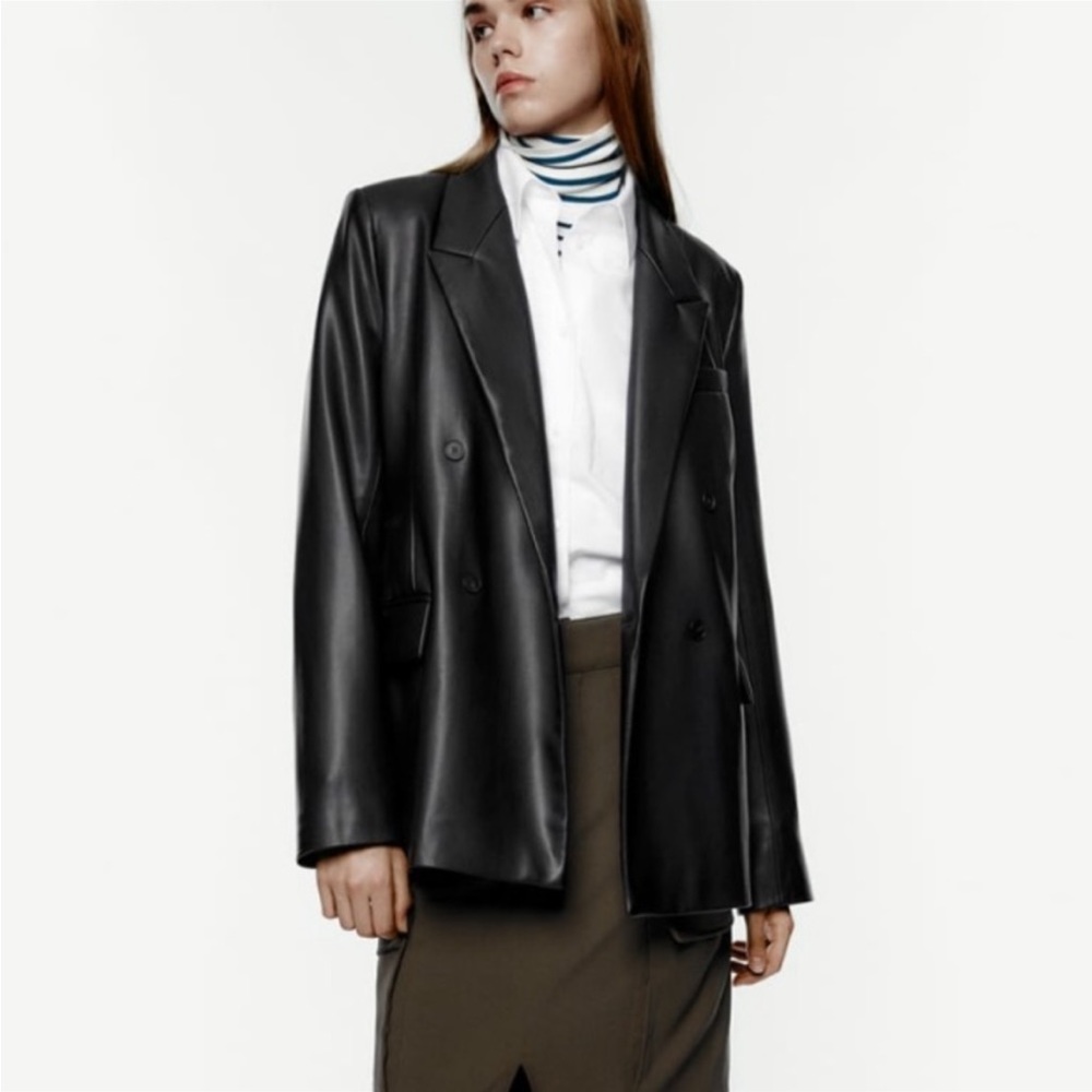 New black ZARA blazer